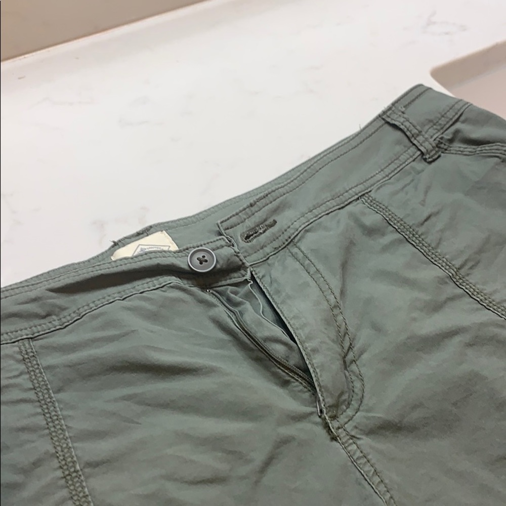 Army Green Cargo Capris